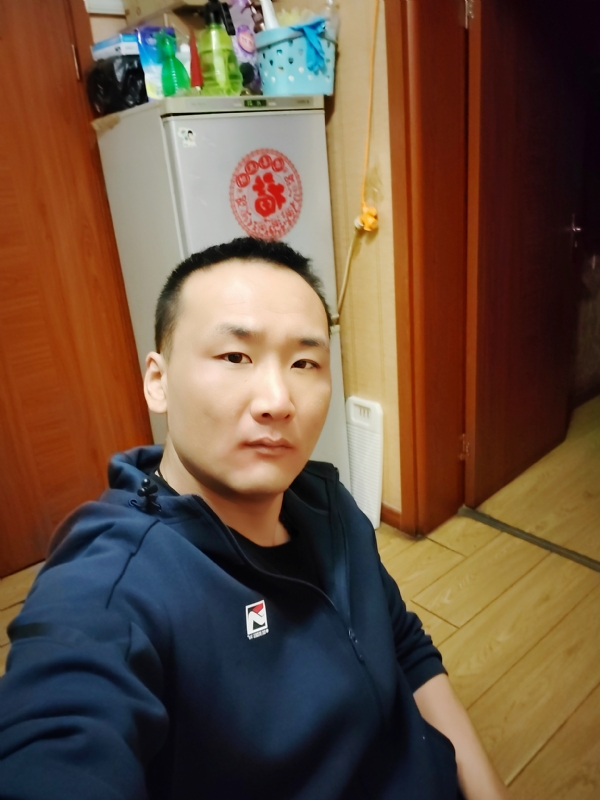 子昂的第一张照片--百色相亲服务中心