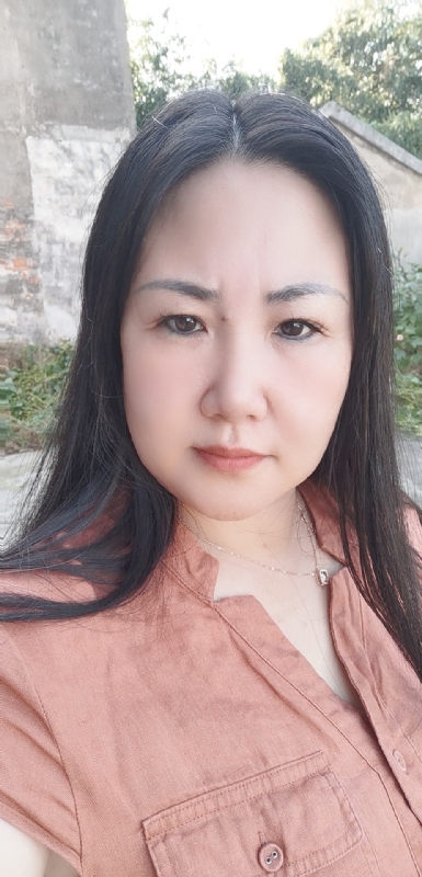 乖乖一女的第二张照片--百色相亲服务中心