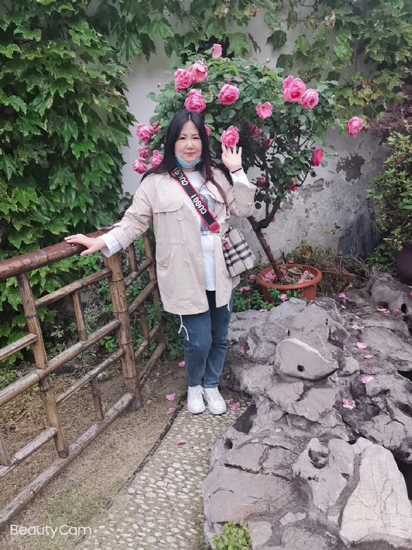 乖乖一女的第三张照片--百色相亲服务中心