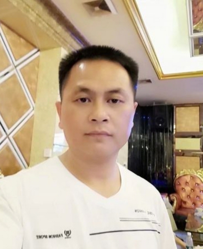 小梁的第一张照片--百色相亲服务中心