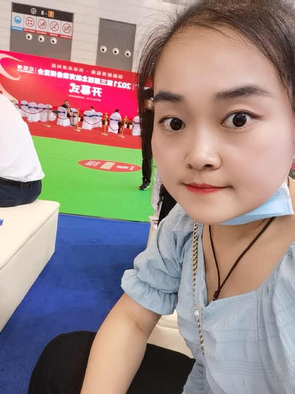 娜娜的第一张照片--百色相亲服务中心