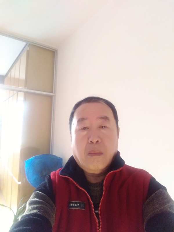 快乐的第一张照片--百色相亲服务中心