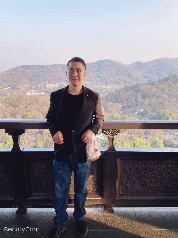 周周的第二张照片--百色相亲服务中心