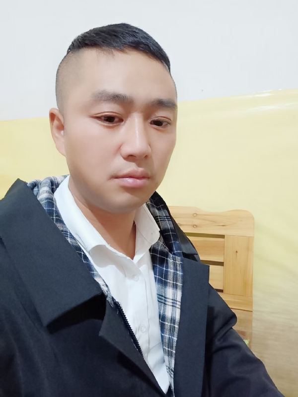 小天的第一张照片--百色相亲服务中心