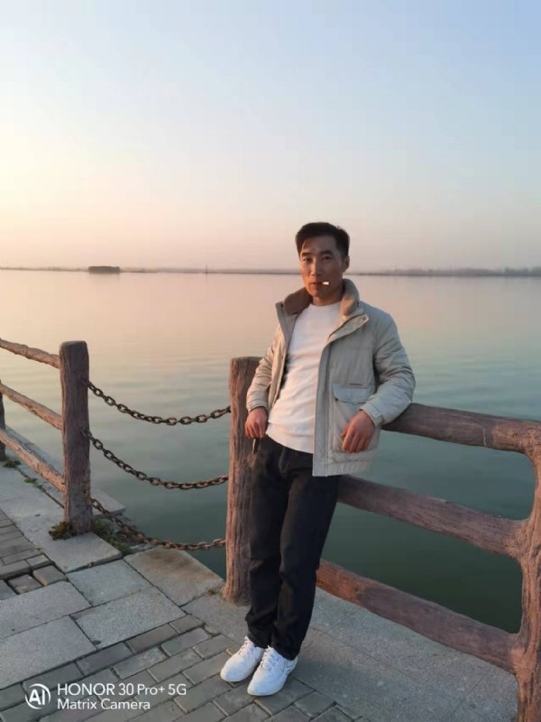 望月兔的第一张照片--百色相亲服务中心