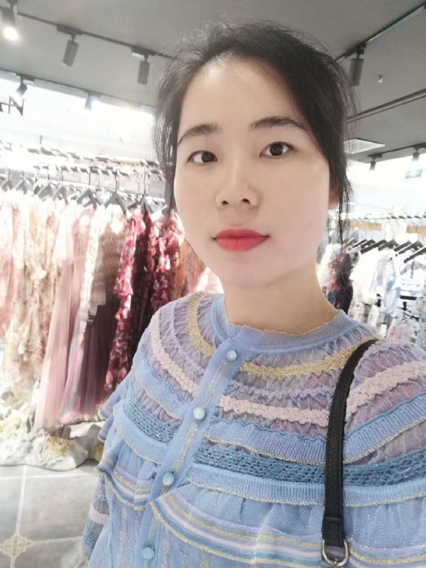 团笑的第一张照片--百色相亲服务中心