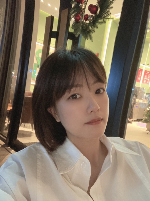 笑笑girl的第一张照片--百色相亲服务中心