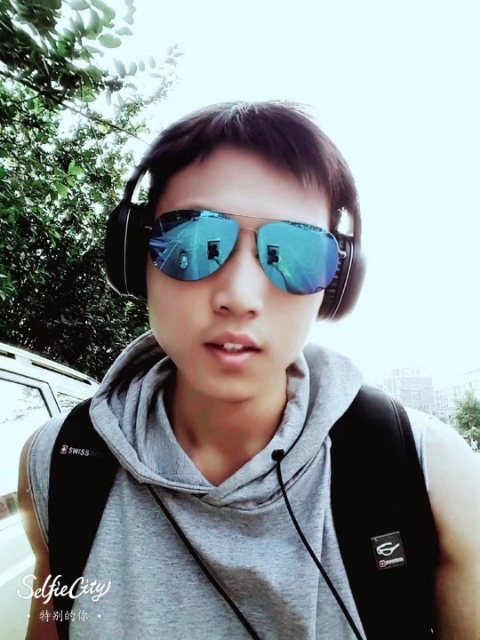 失意的人的第一张照片--百色相亲服务中心