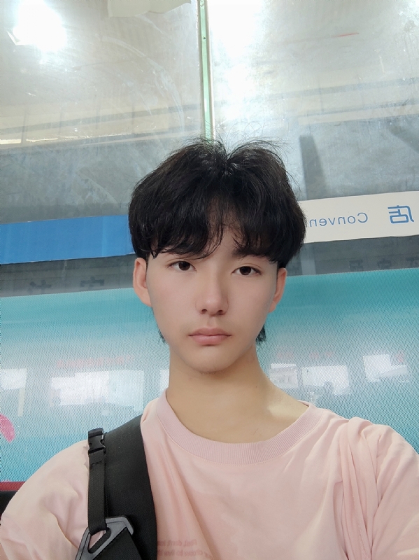 钱嘉豪的第二张照片--百色相亲服务中心