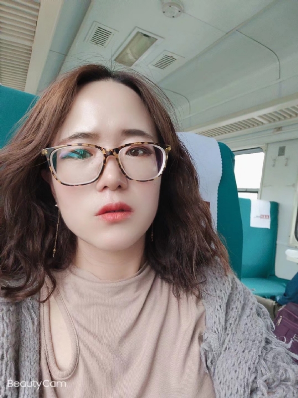 云烟成雨的第一张照片--百色相亲服务中心