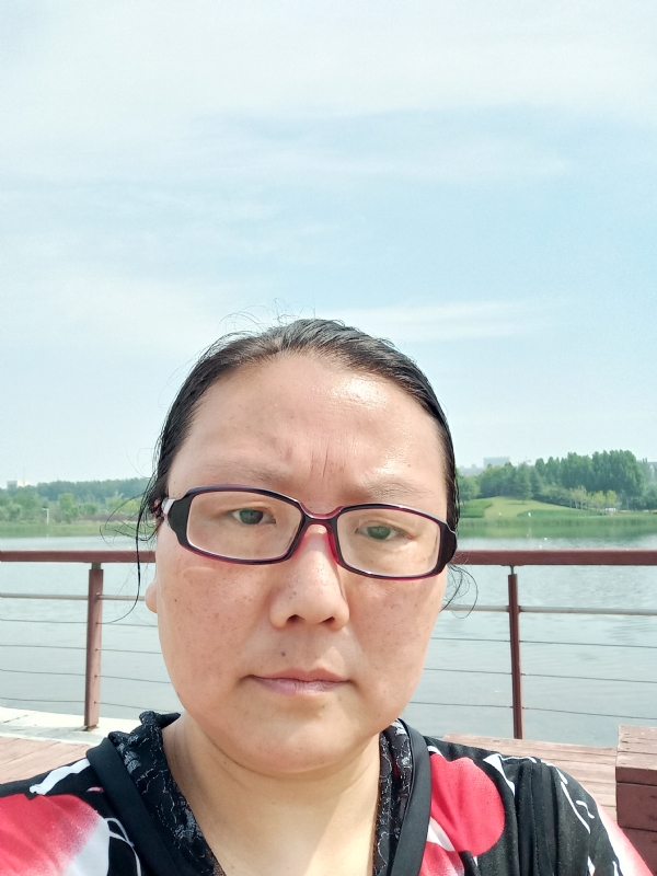 苦乐的第五张照片--百色相亲服务中心