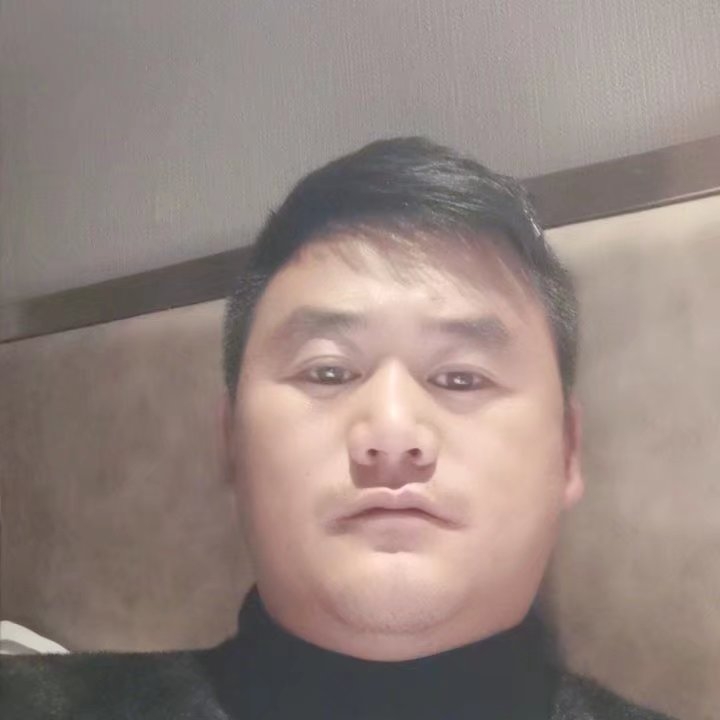 奔跑的第一张照片--百色相亲服务中心