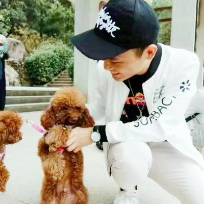 烟雨蒙蒙的第一张照片--百色相亲服务中心