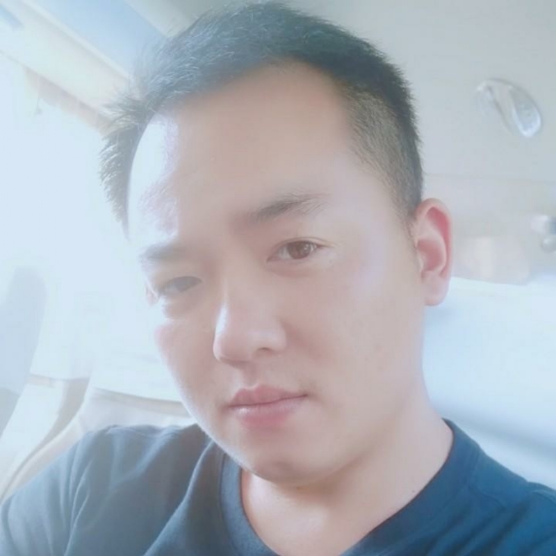 荒漠°的第一张照片--百色相亲服务中心