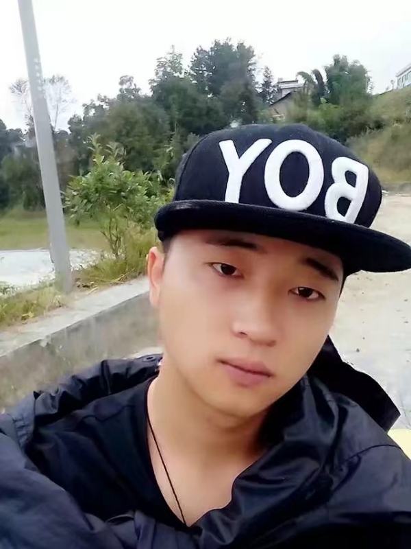 南来北往的第一张照片--百色相亲服务中心