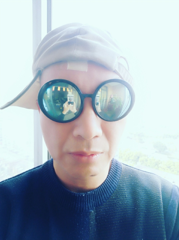 南方龙的第二张照片--百色相亲服务中心