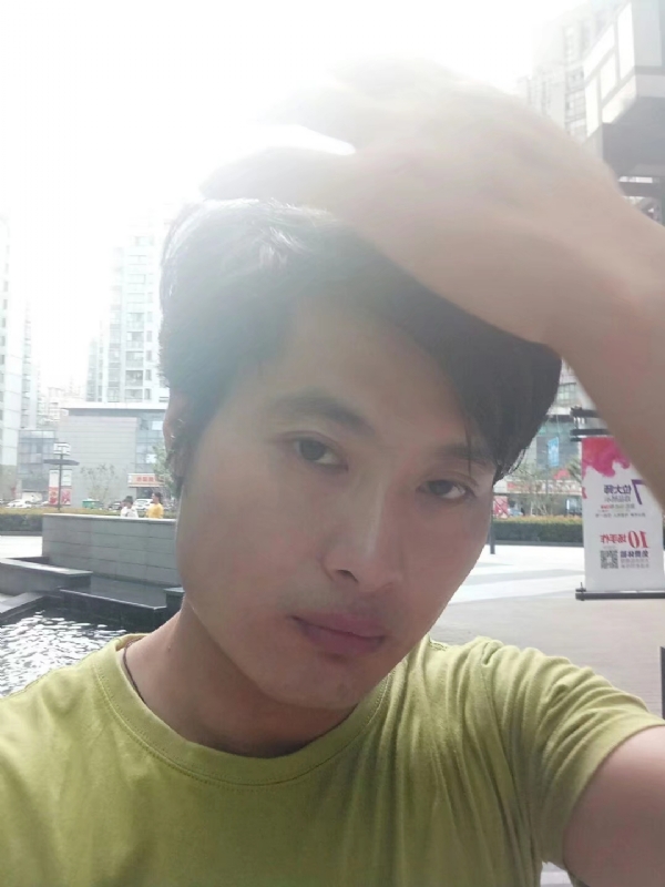 钢铁侠的第一张照片--百色相亲服务中心