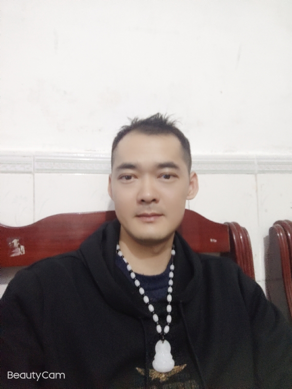 快乐的等待的第一张照片--百色相亲服务中心