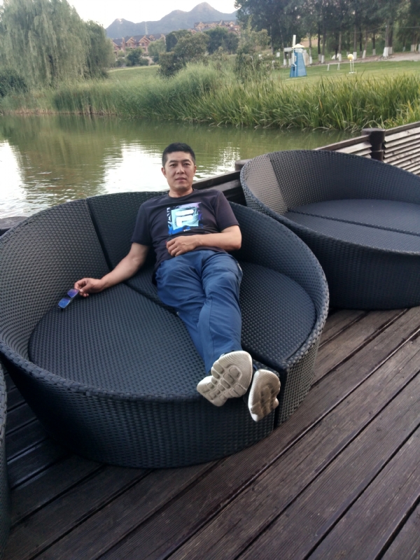 喜之郎的第一张照片--百色相亲服务中心