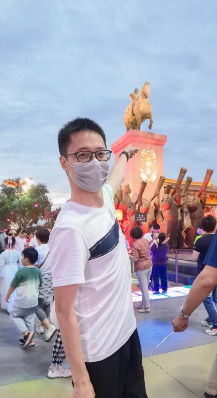 一休哥的第二张照片--百色相亲服务中心