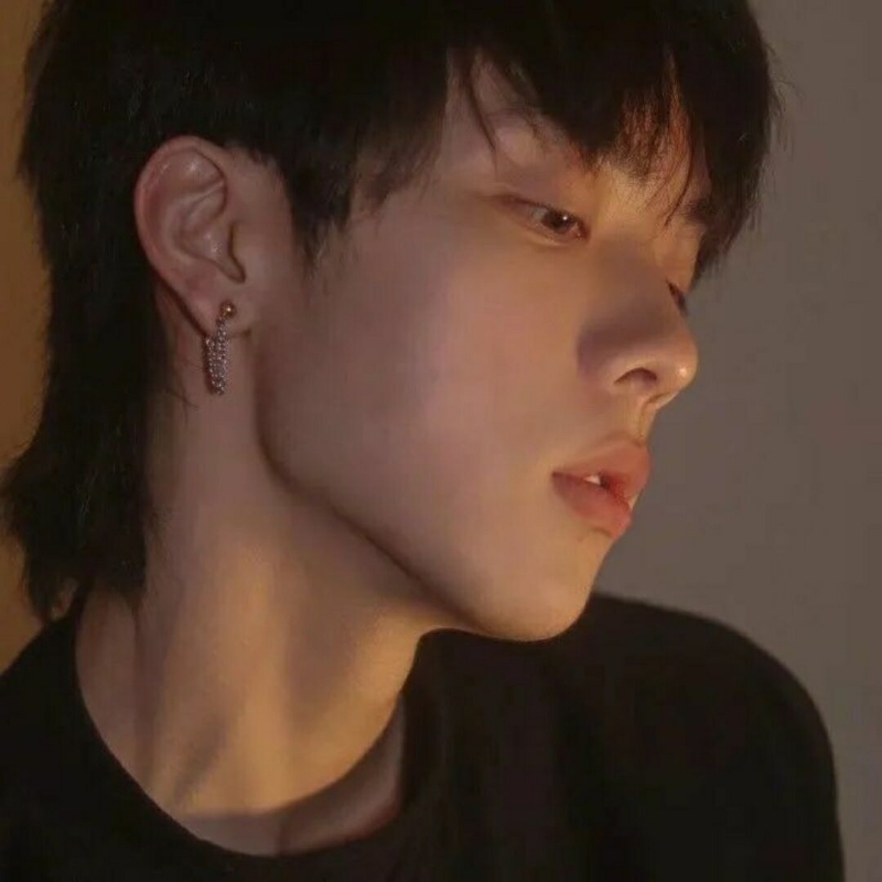 拾柒的第一张照片--百色相亲服务中心