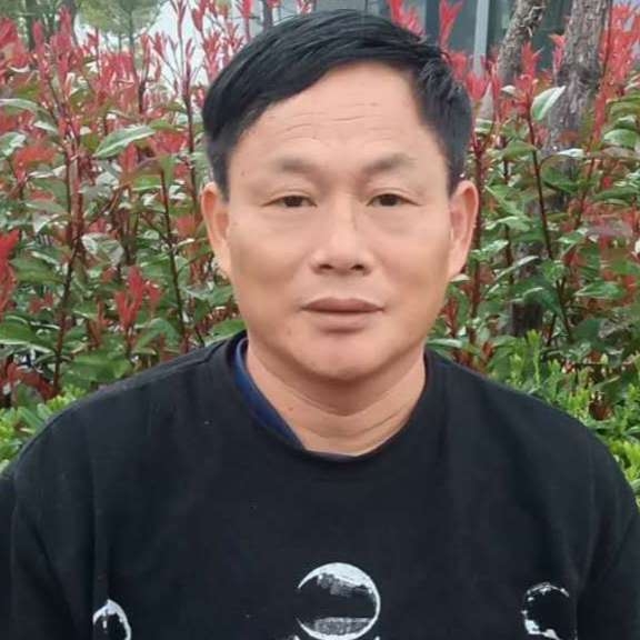 老黄牛的第一张照片--百色相亲服务中心