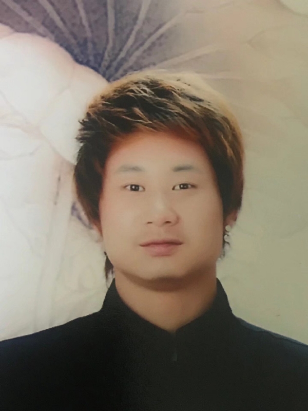 咮辛的第一张照片--百色相亲服务中心