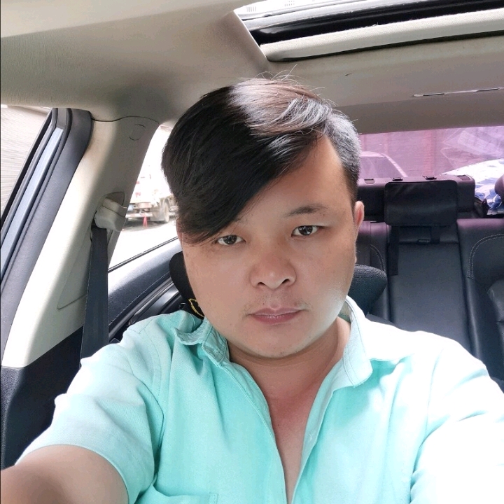 想家大黄蜂的第一张照片--百色相亲服务中心