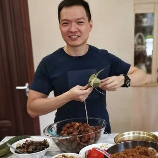 天蓝色的青的第一张照片--百色相亲服务中心