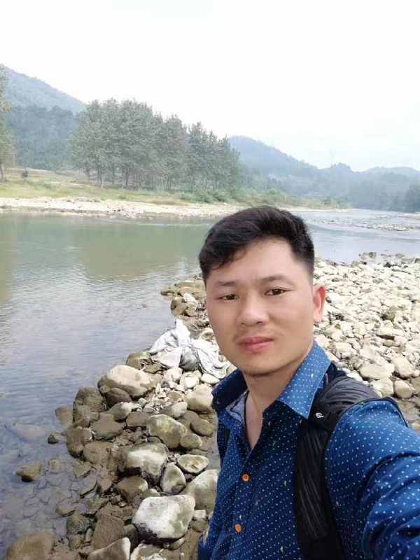 未来可期的第一张照片--百色相亲服务中心