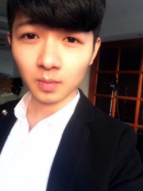 萨拉嘿呦的第一张照片--百色相亲服务中心