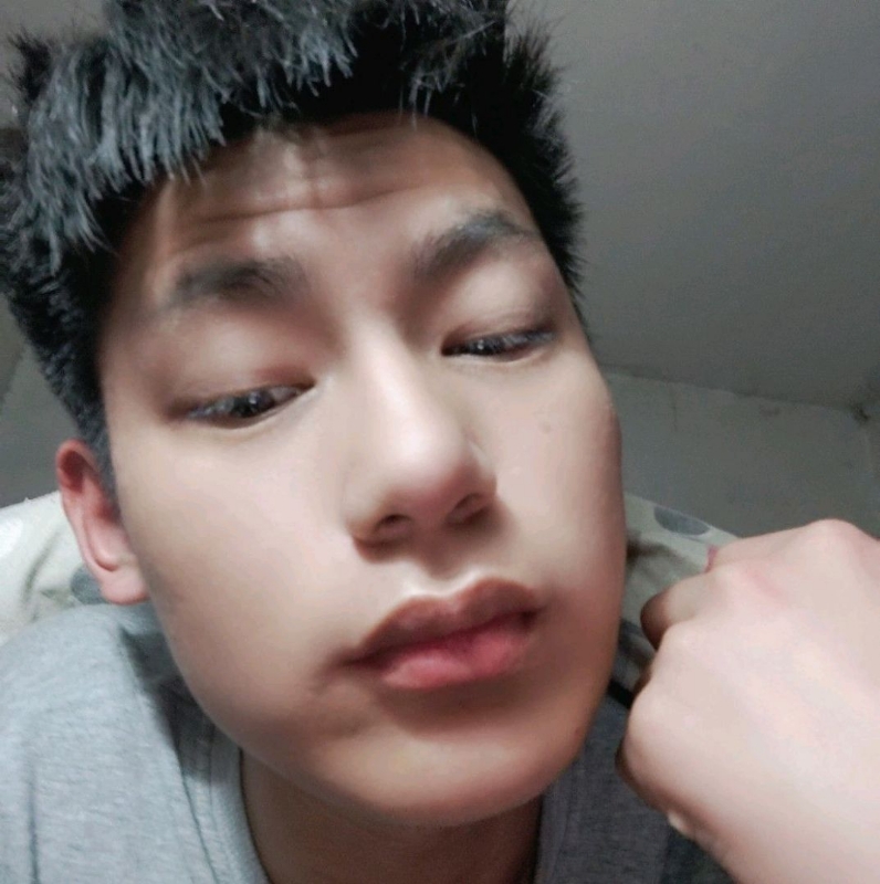 路长慢慢走的第一张照片--百色相亲服务中心