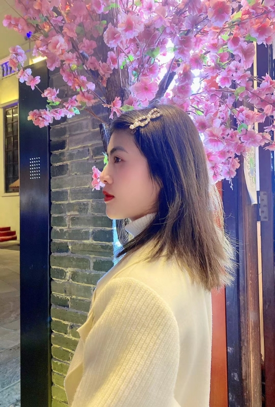 大眼妹的第一张照片--百色相亲服务中心