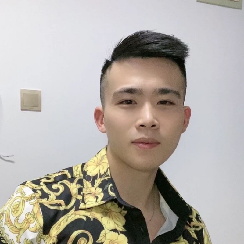 迷彩冲锋衣的第一张照片--百色相亲服务中心