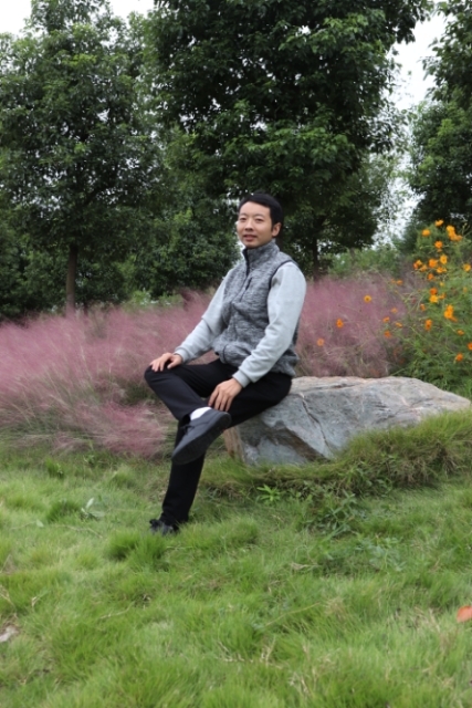 严小木的第一张照片--百色相亲服务中心