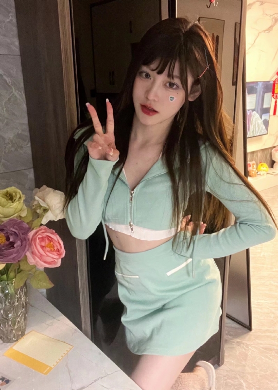 丹Dan的第一张照片--百色相亲服务中心