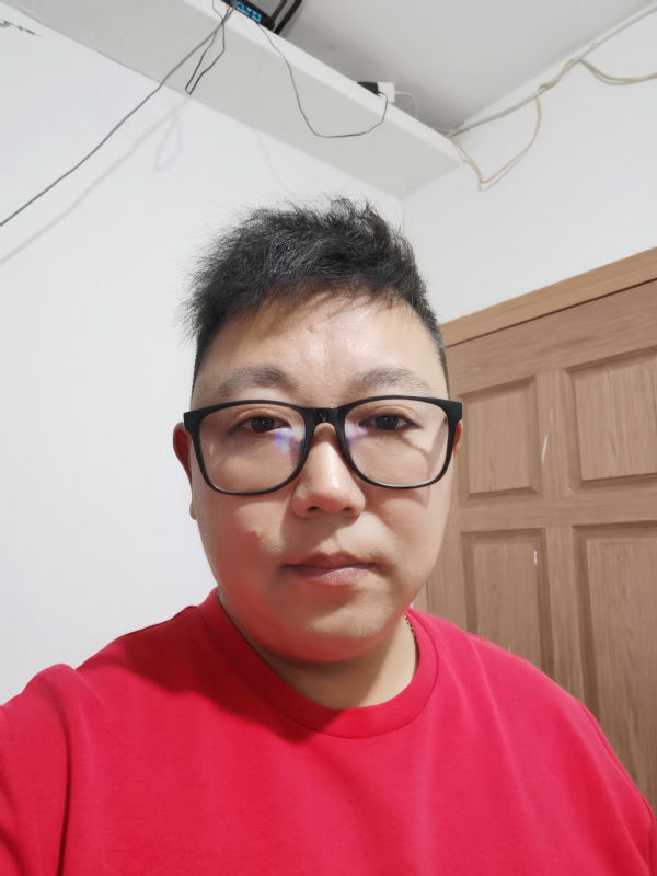 开山的第一张照片--百色相亲服务中心