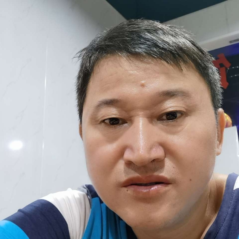 宏宏的第一张照片--百色相亲服务中心