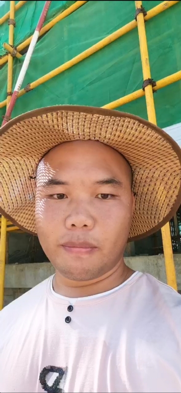 把岁月写入茶色的第一张照片--百色相亲服务中心