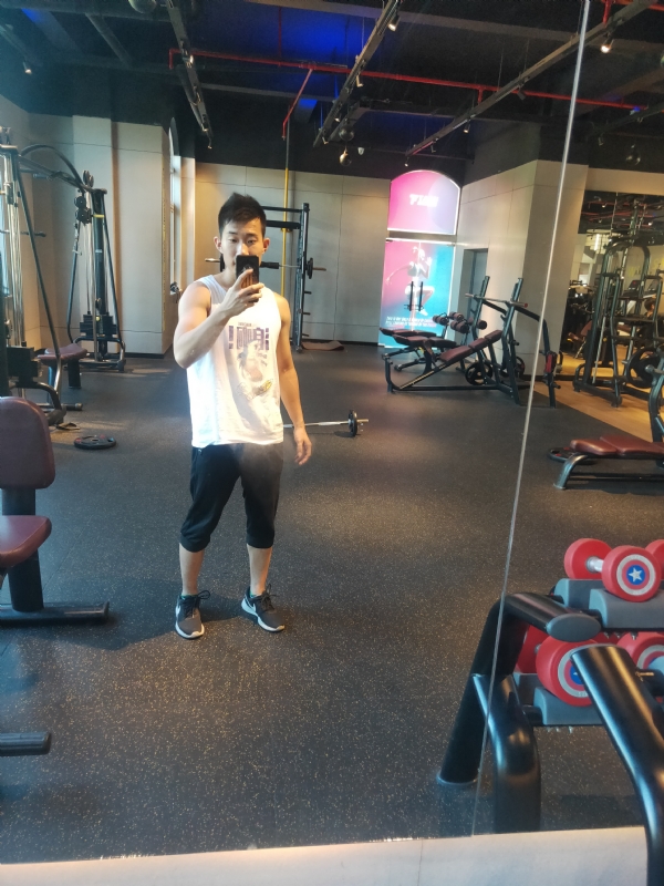 星星的第一张照片--百色相亲服务中心