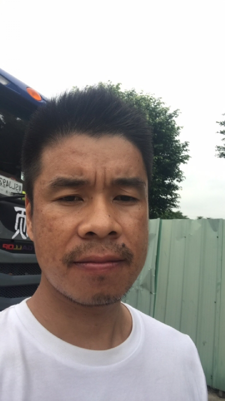 奔跑的蜗牛的第一张照片--百色相亲服务中心