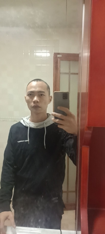 黄钟溢的第一张照片--百色相亲服务中心