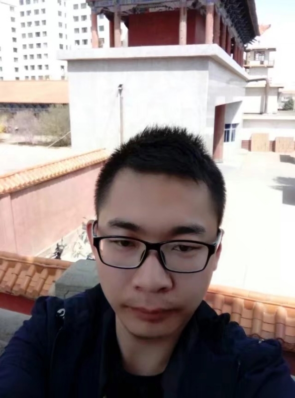 龙在天的第一张照片--百色相亲服务中心