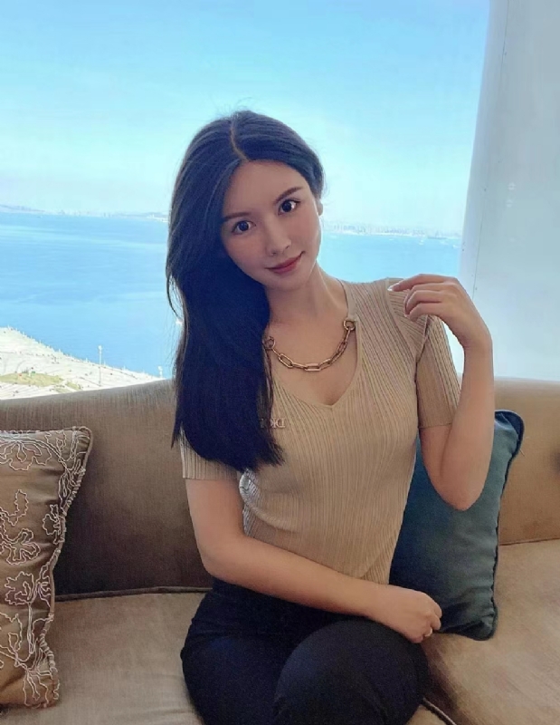 李芷晴的第一张照片--百色相亲服务中心