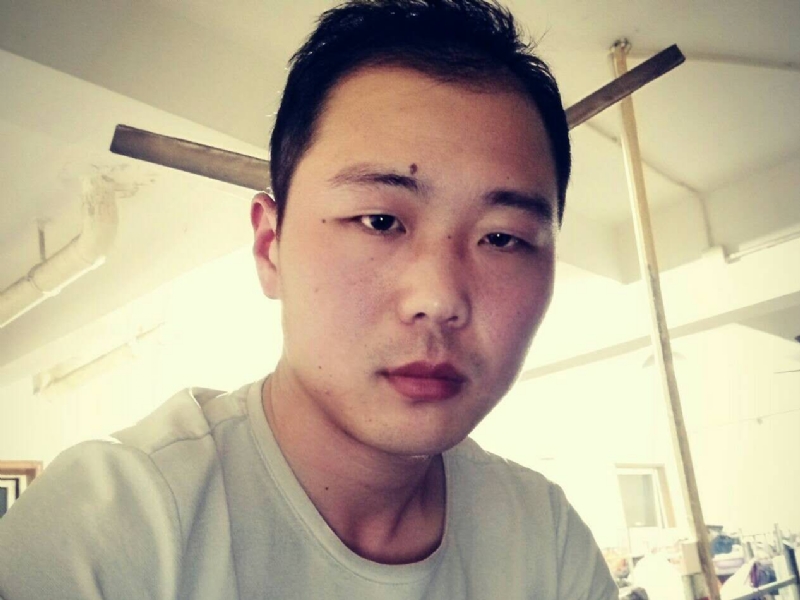 听听那冷雨的第一张照片--百色相亲服务中心