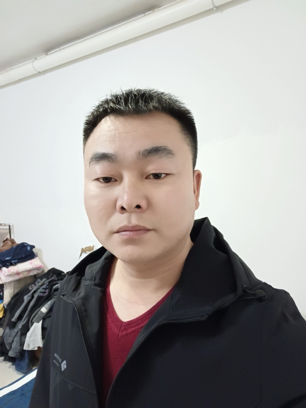 心中有你的第一张照片--百色相亲服务中心