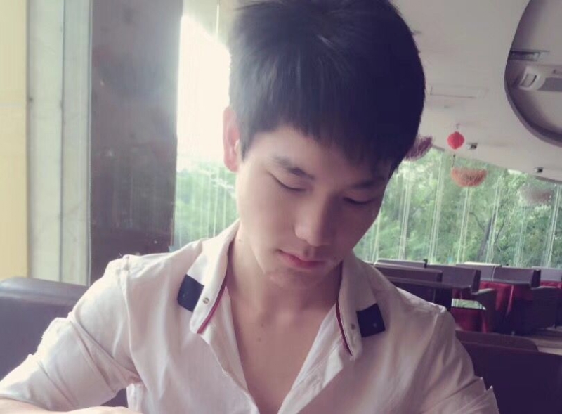 丰采的第一张照片--百色相亲服务中心