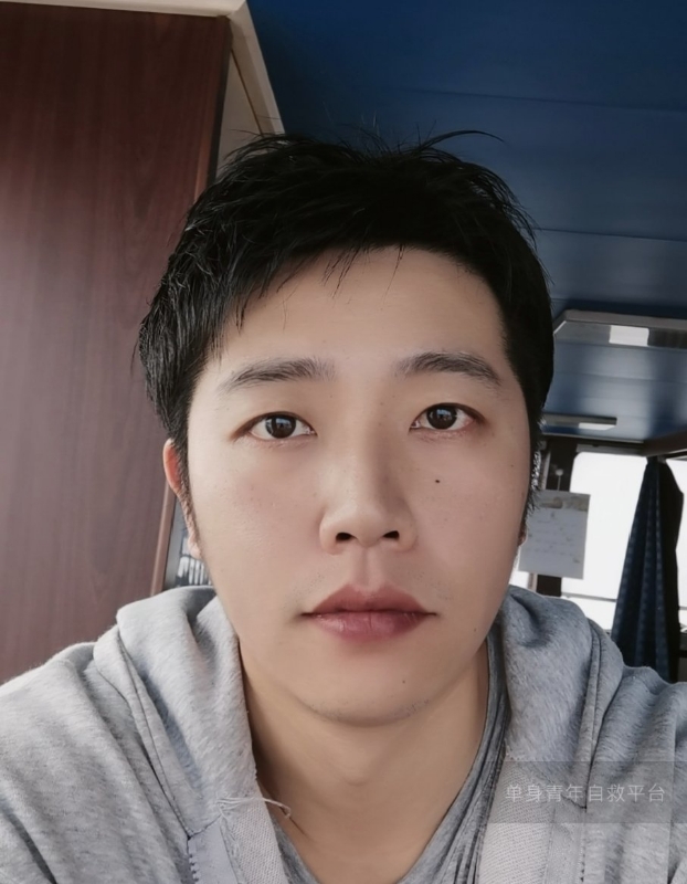 不太帅的男人的第一张照片--百色相亲服务中心