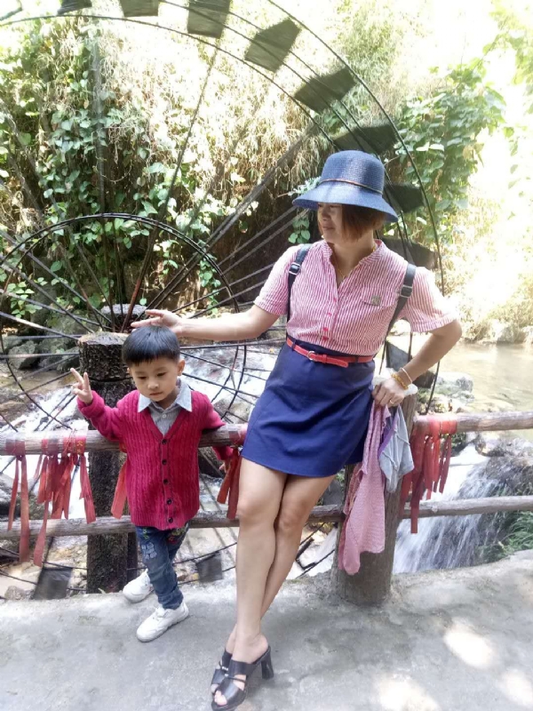 张敏娟的第二张照片--百色相亲服务中心