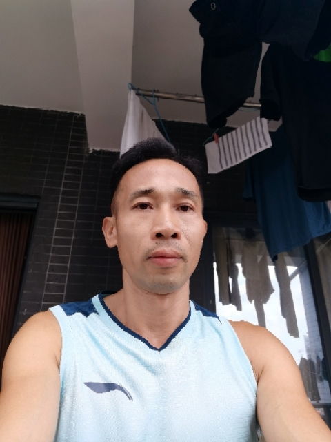 凡人的第一张照片--百色相亲服务中心